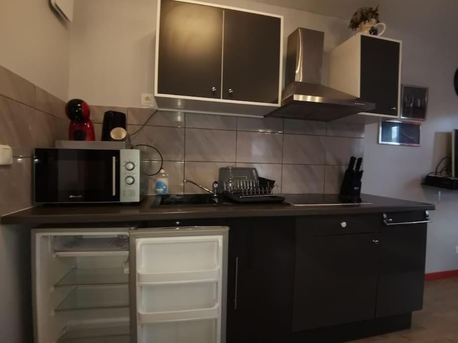 N1 F2 40M2 Avec Petit Jardin Apartment Herouville-Saint-Clair Exterior photo